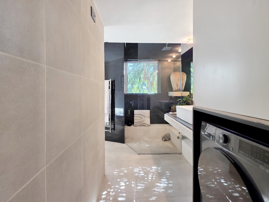 1 Bedroom Property for Sale in Gardens Western Cape